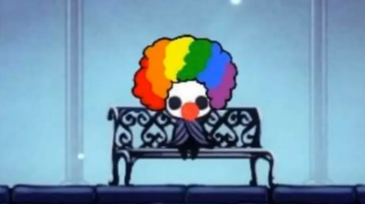 游戏还没出，这个小玩意就因求吻被扇先火了