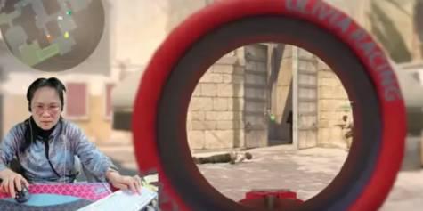 从八级钳工到CSGO杀神。这阿姨打败了Donk？